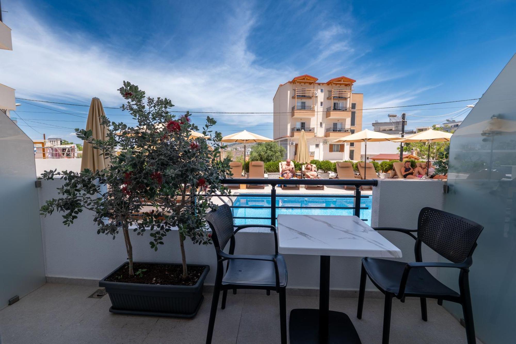 Monel Hotel Ksamil Bagian luar foto
