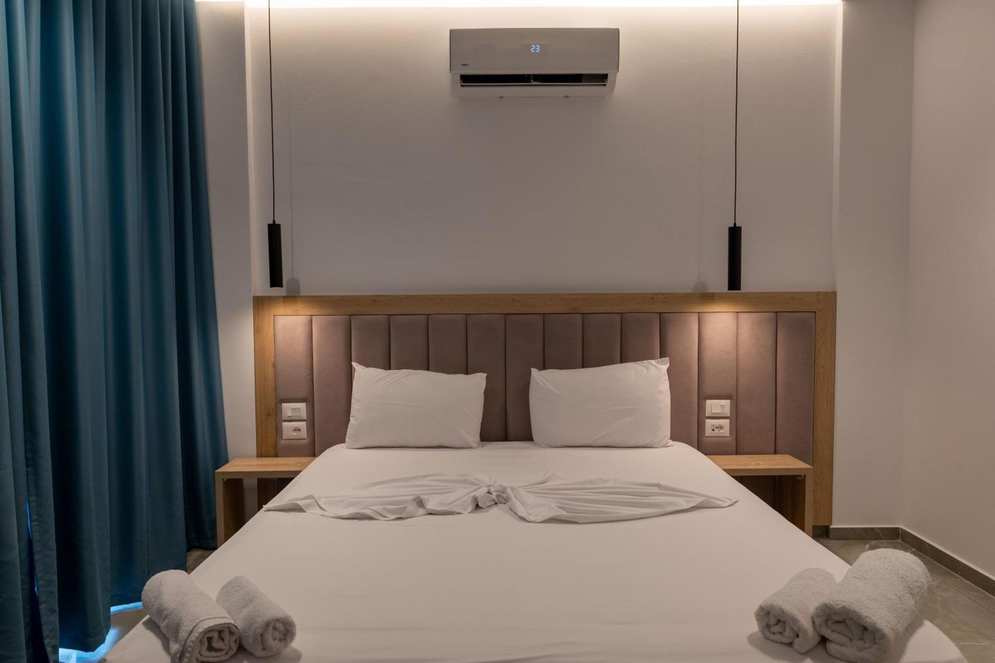 Monel Hotel Ksamil Bagian luar foto
