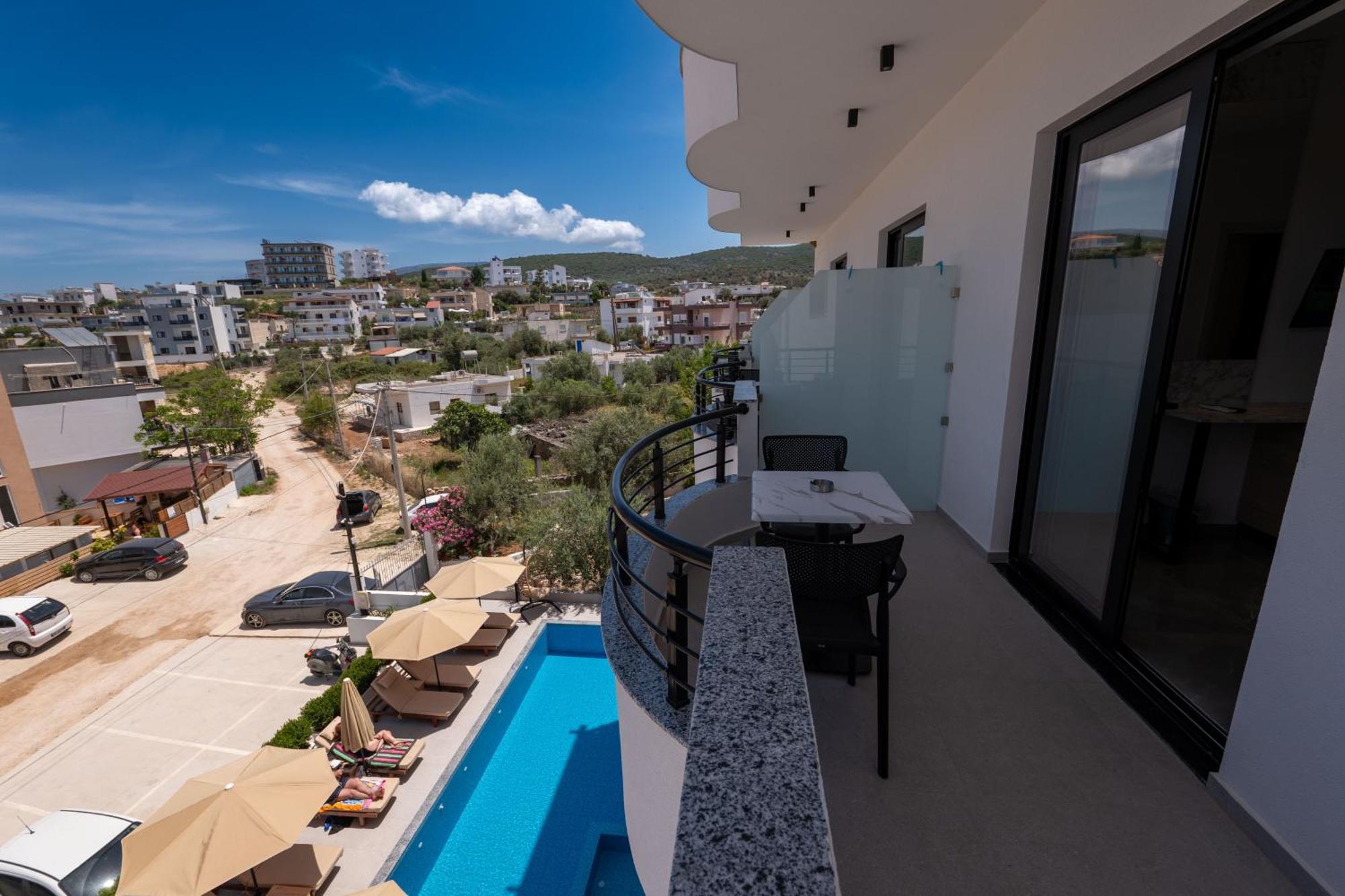 Monel Hotel Ksamil Bagian luar foto