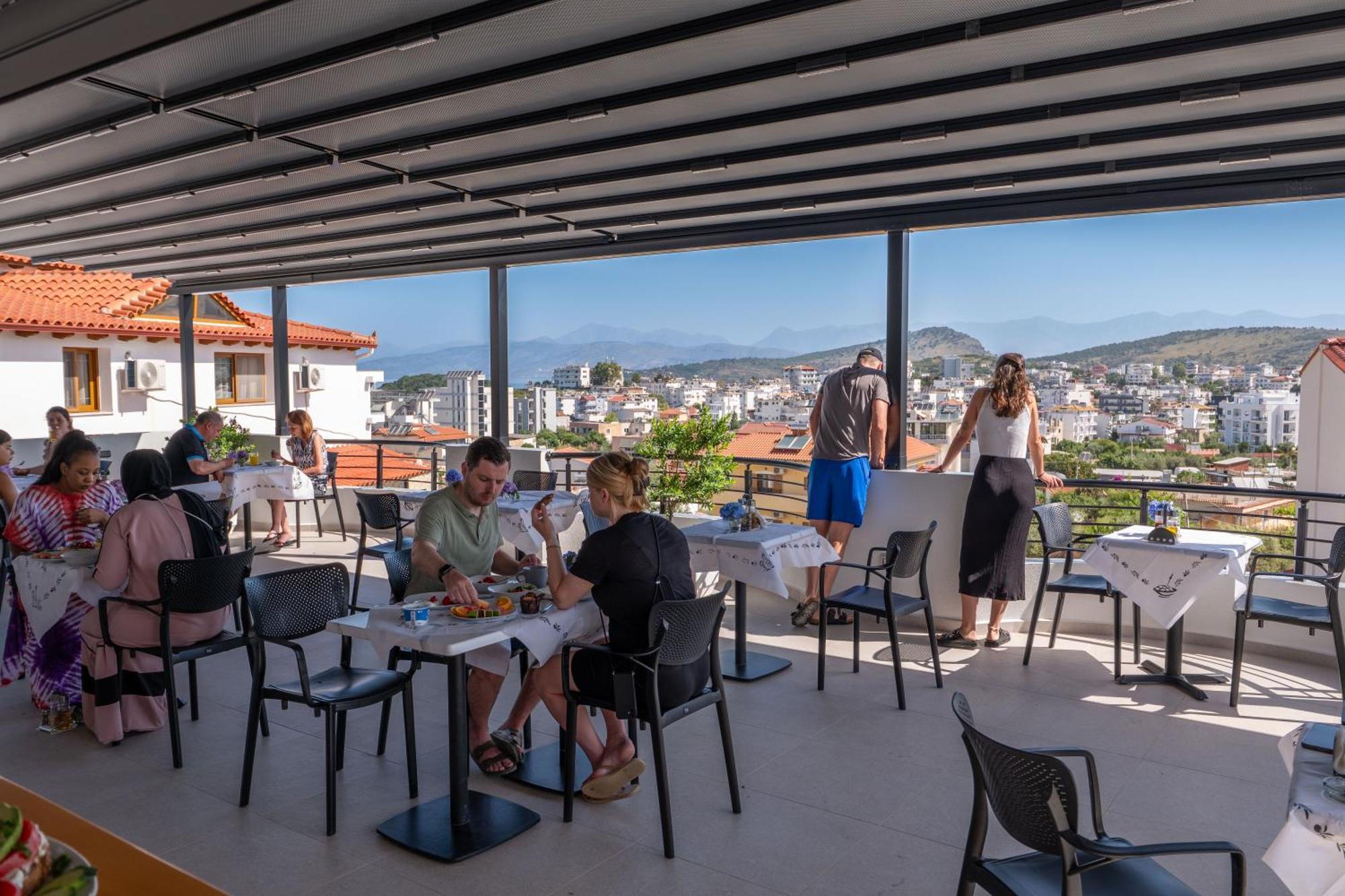 Monel Hotel Ksamil Bagian luar foto
