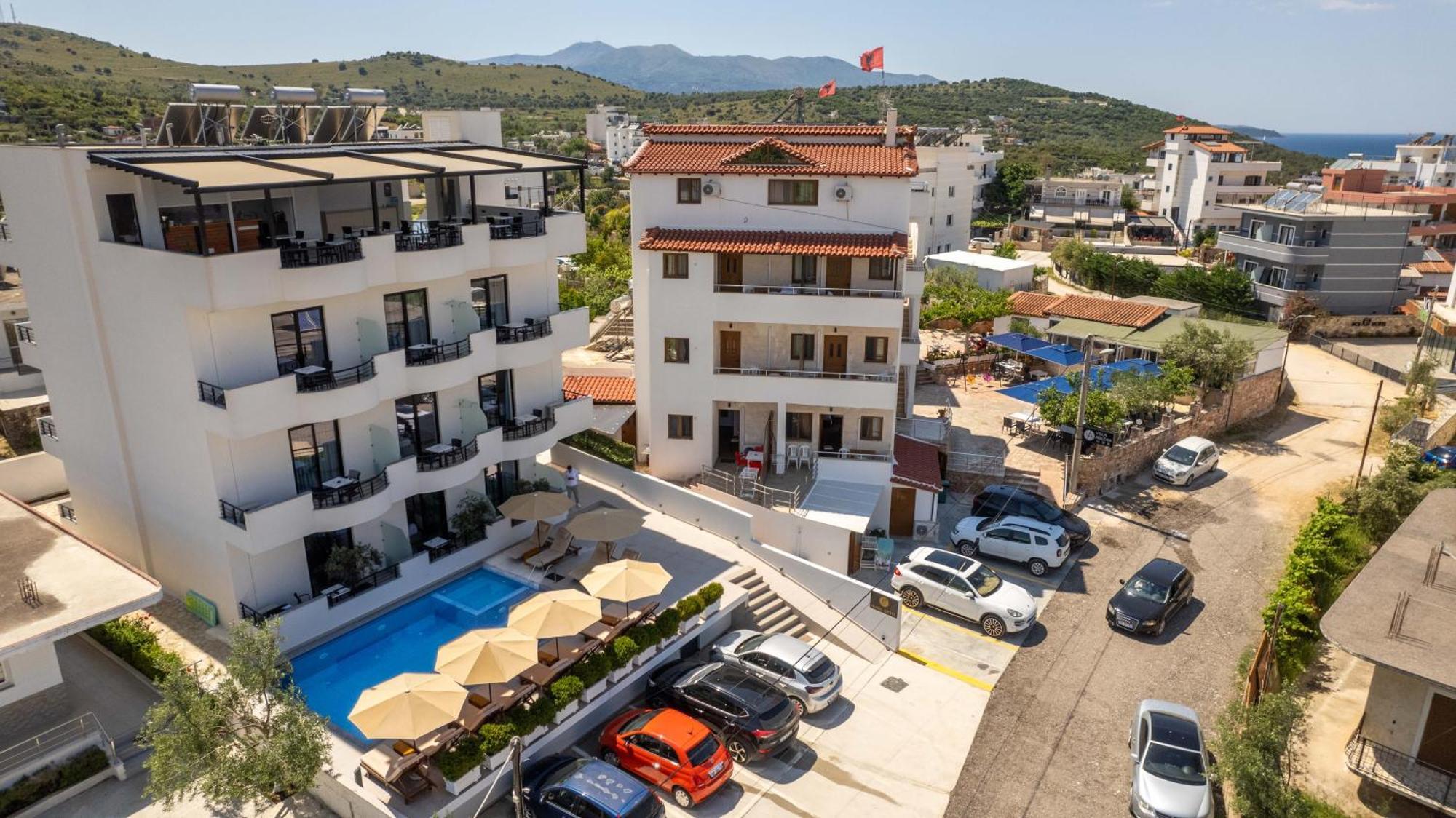 Monel Hotel Ksamil Bagian luar foto