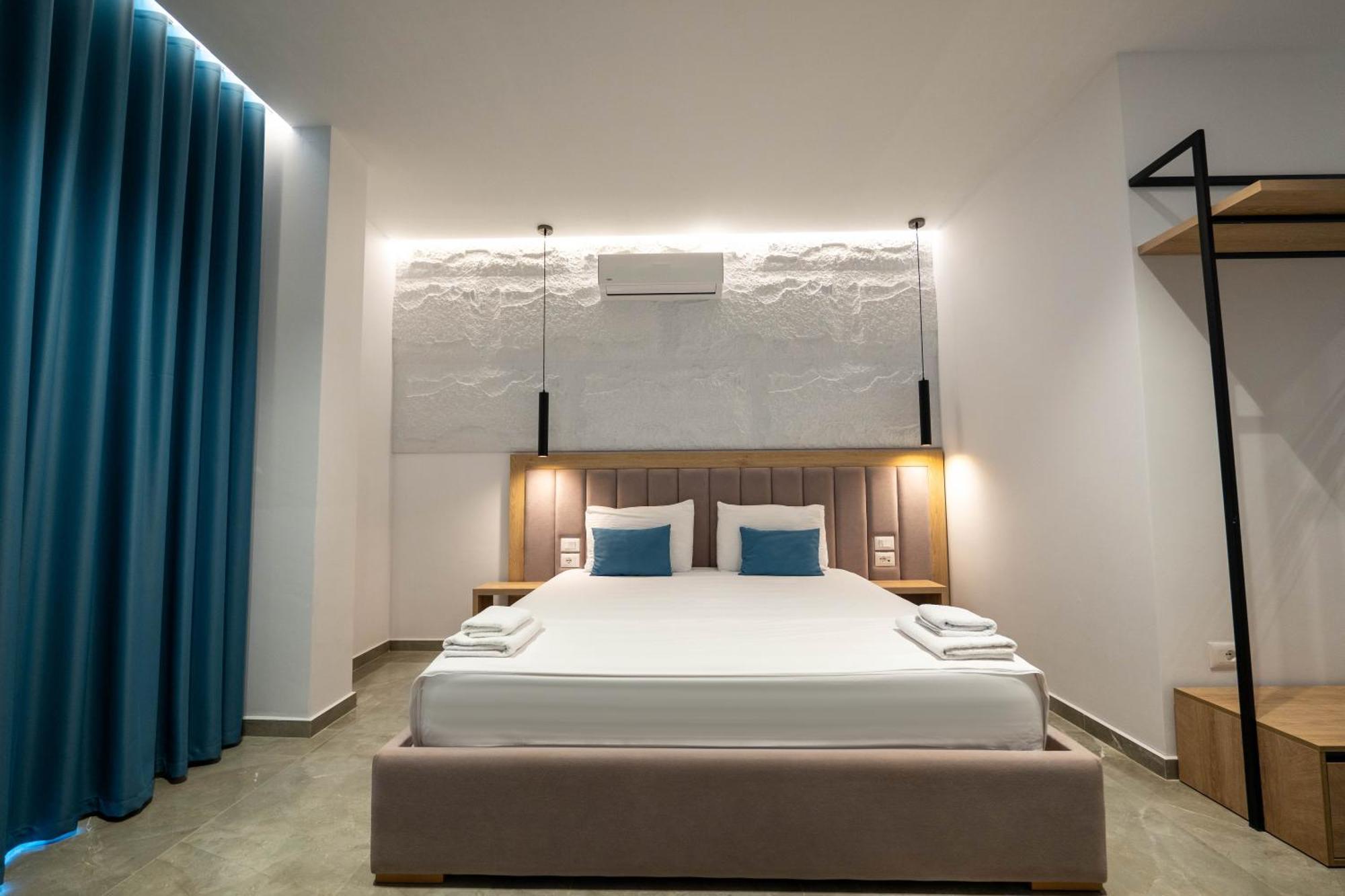 Monel Hotel Ksamil Bagian luar foto